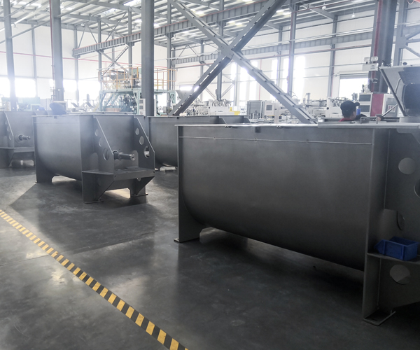 Горизонтальный шнеково-ленточный смеситель